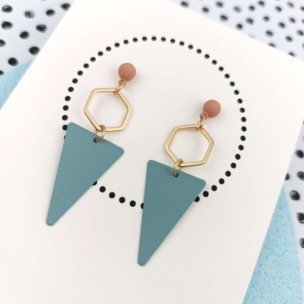 Straight To The Point | Sea Green & Gold & Warm Taupe