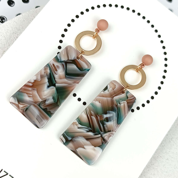 Driftwood | Warm Taupe