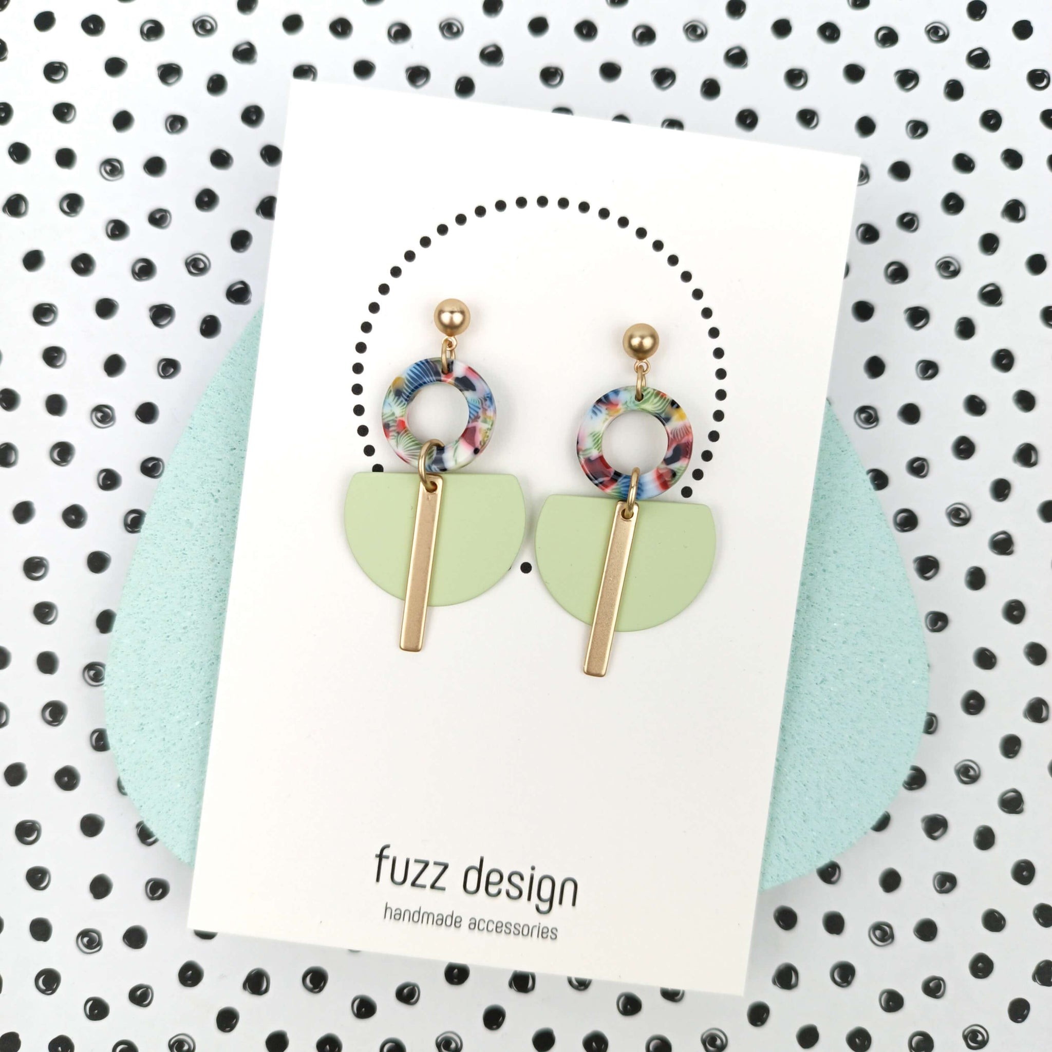 Stunning | Woodlands | Gold & Pastel Green