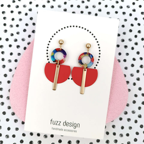 Stunning | Passions | Gold & Bright Red