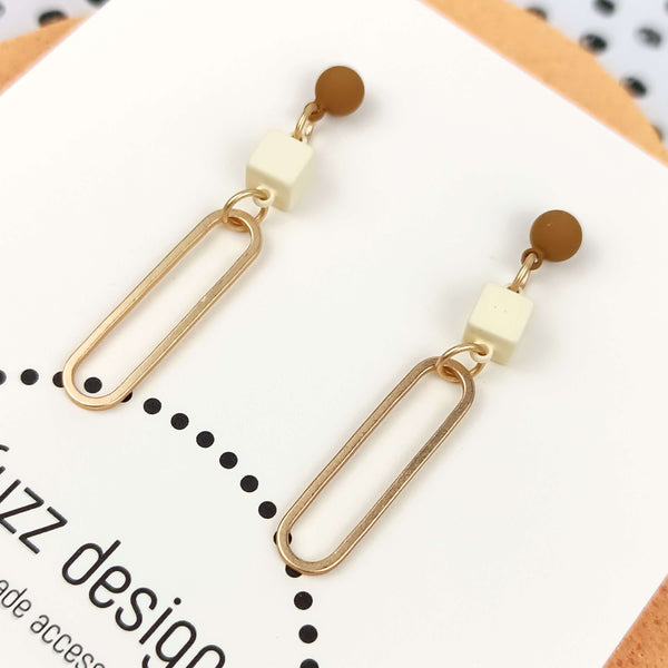 Celebrate | Gold & Ivory & Cinnamon