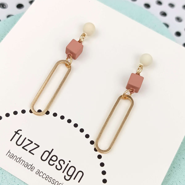 Celebrate | Gold & Warm Taupe & Ivory