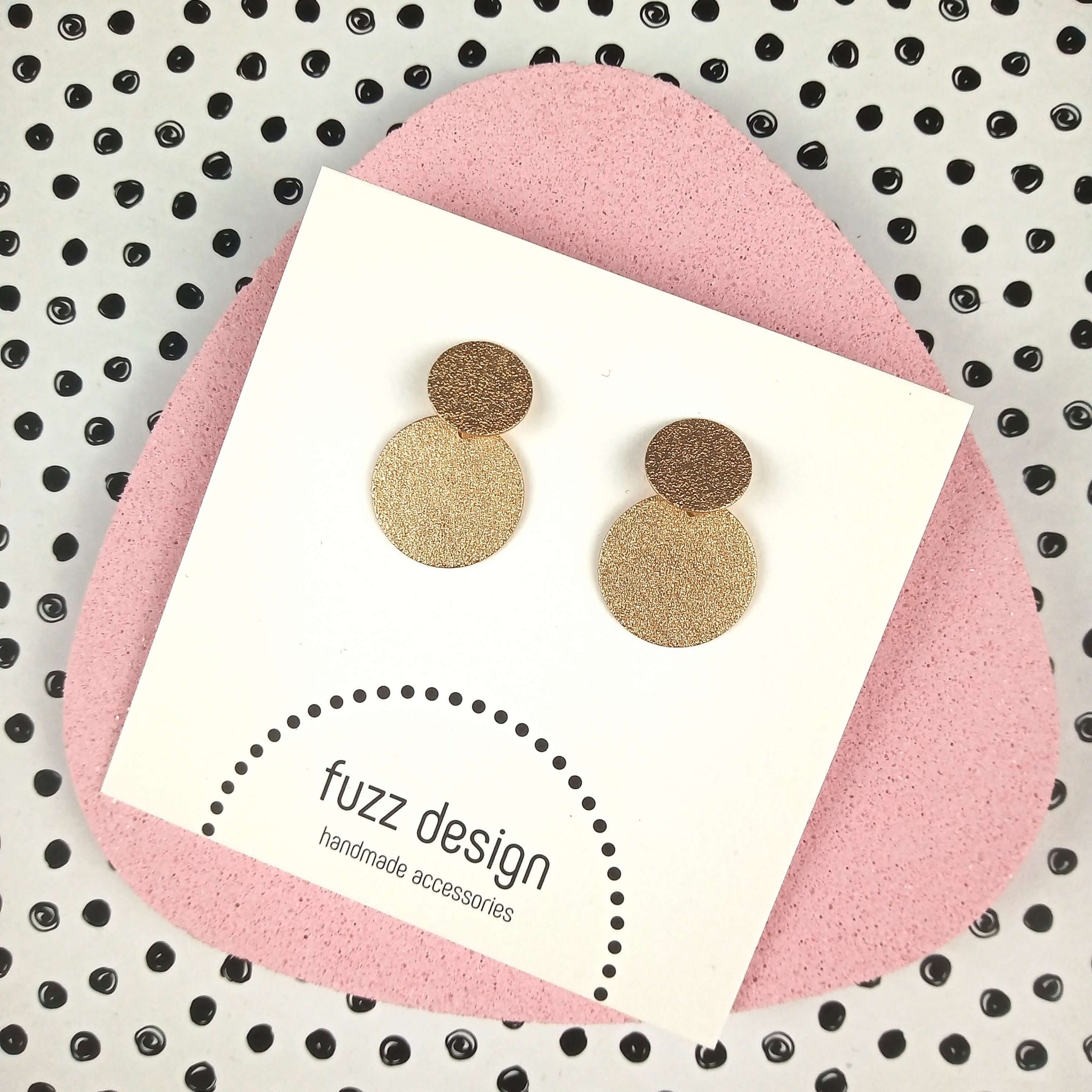 Cute As Can Be | Gold