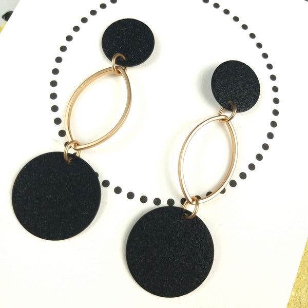 Total Ellipse Of The Heart | Black & Gold