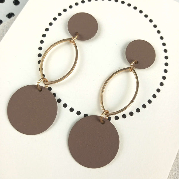 Total Ellipse Of The Heart | Dark Taupe & Gold