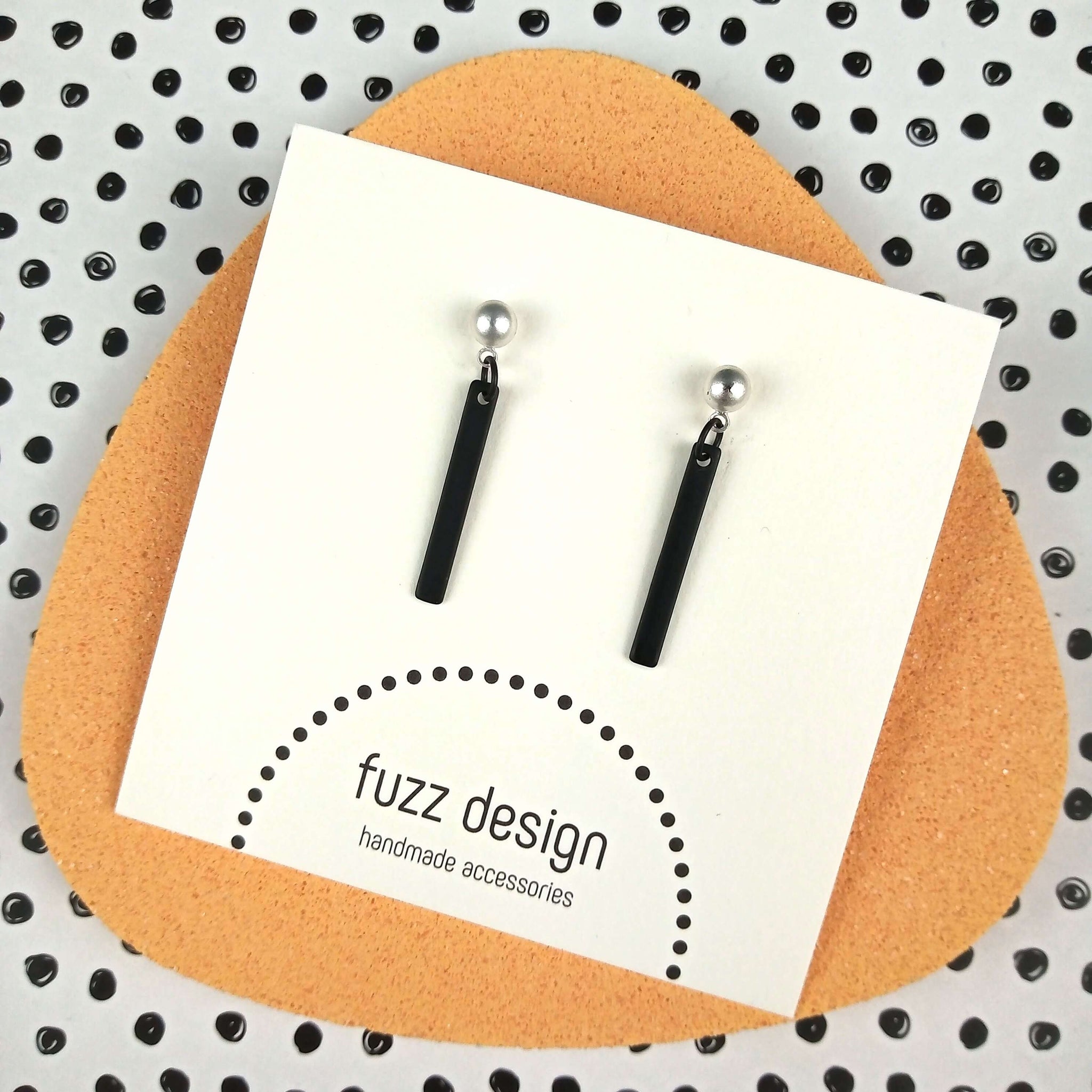 Allure | Small | Black & Silver