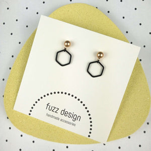 Poppy | Black & Gold