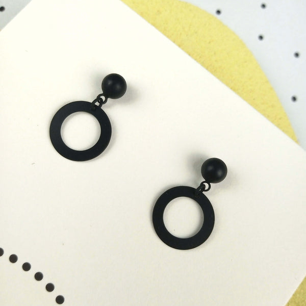 Lily | Black