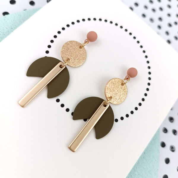 Wild Heart | Dark Khaki & Gold & Warm Taupe