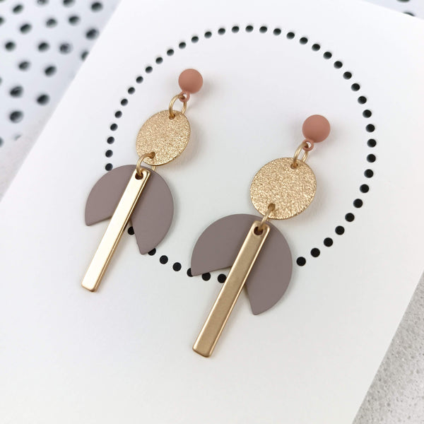 Wild Heart | Grey & Gold & Warm Taupe