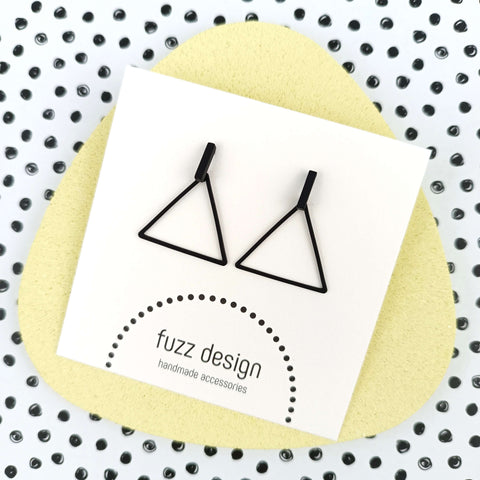 Angelical | Triangle | Black