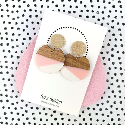 Too Hot To Handle | Ivory & Pink & Wood