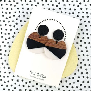Too Hot To Handle | Ivory & Black & Wood